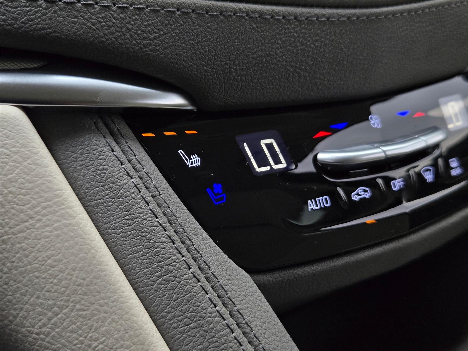 2026 Cadillac XT5 Premium Luxury - Photo 22