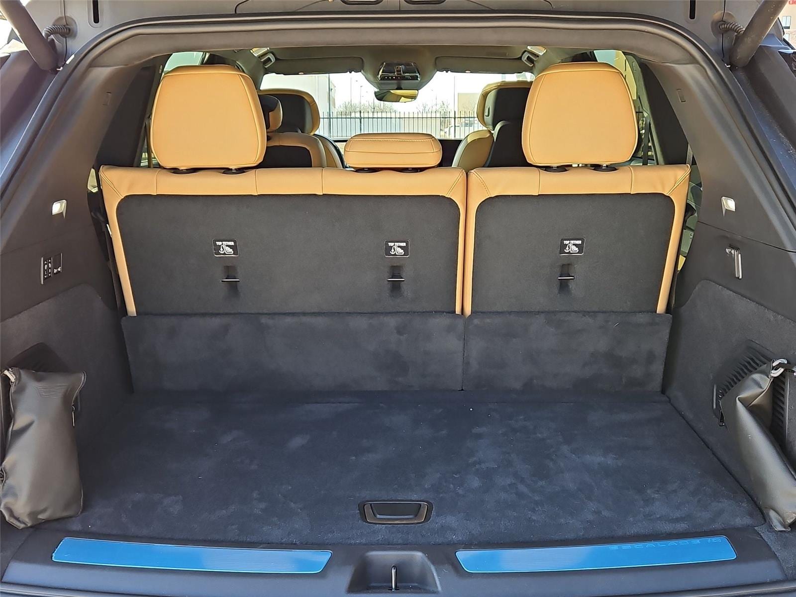 2025 Cadillac Escalade IQ Sport 2 - Photo 23
