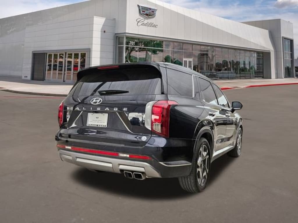 Used 2023 Hyundai Palisade Limited