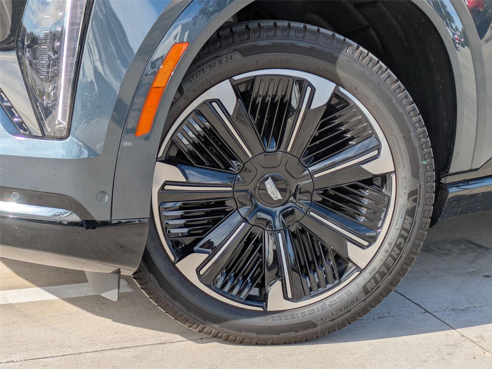 2026 Cadillac Escalade IQ Sport - Photo 8