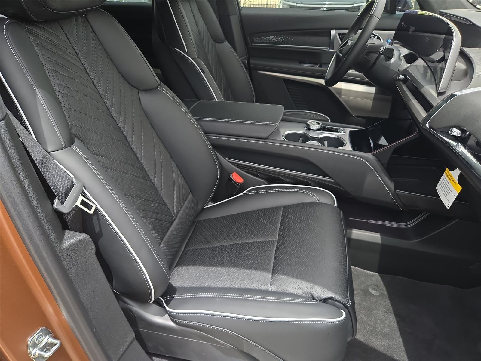 2027 Cadillac VISTIQ Platinum - Photo 27