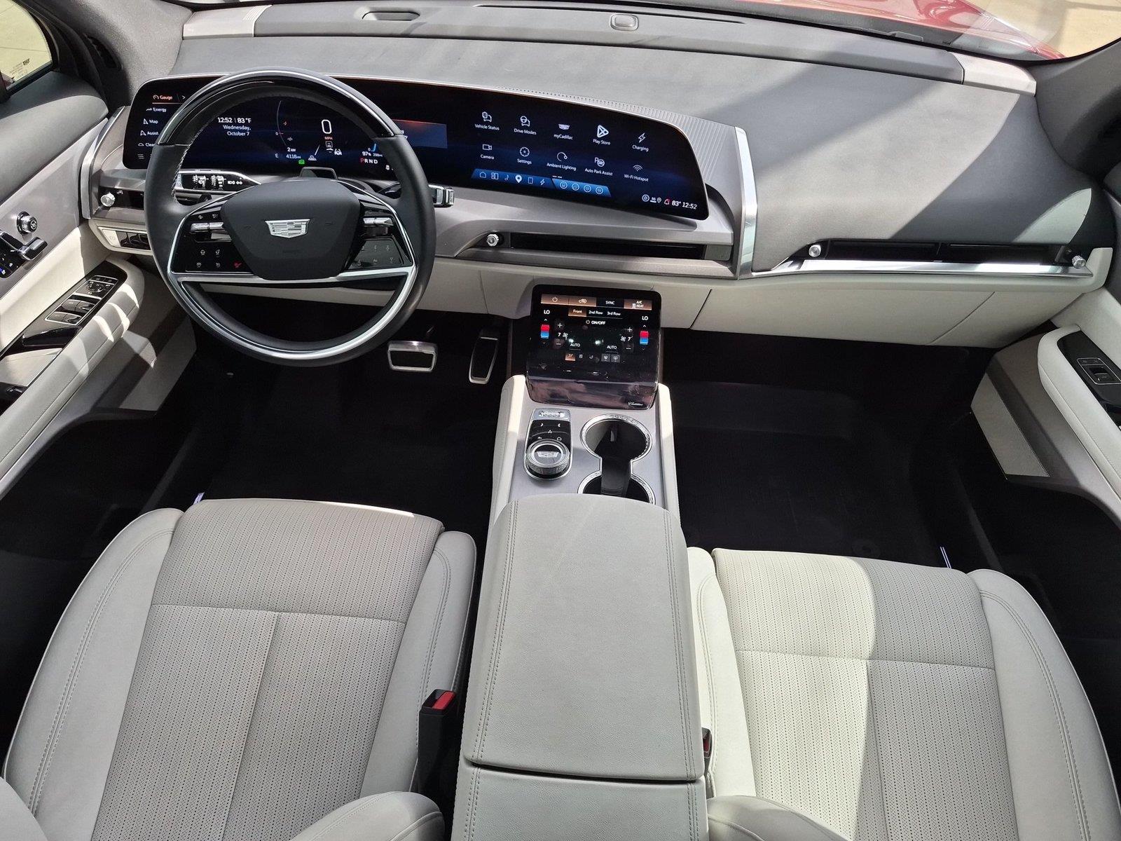 2026 Cadillac VISTIQ Sport - Photo 12