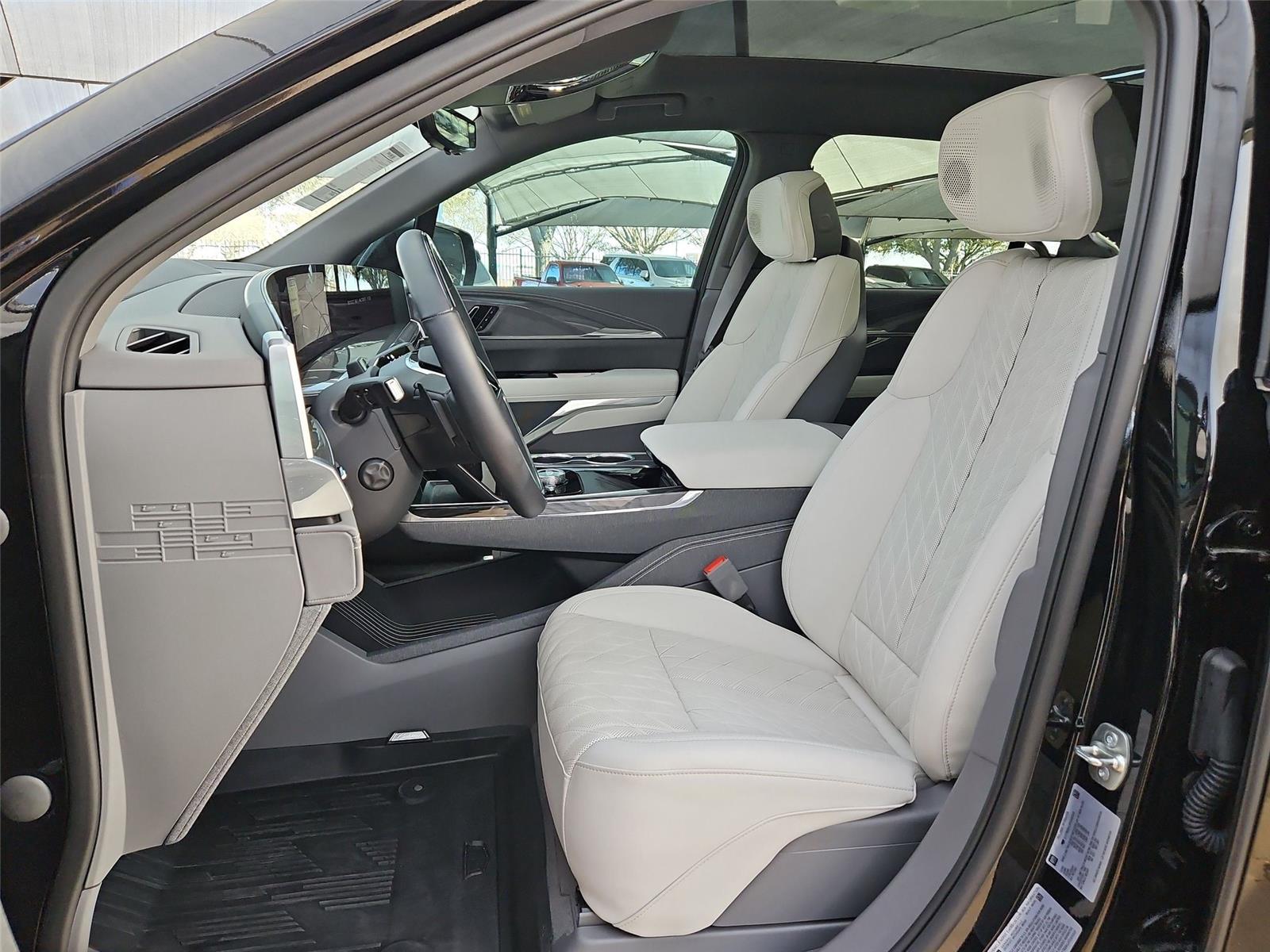 2026 Cadillac Escalade IQ Sport - Photo 18