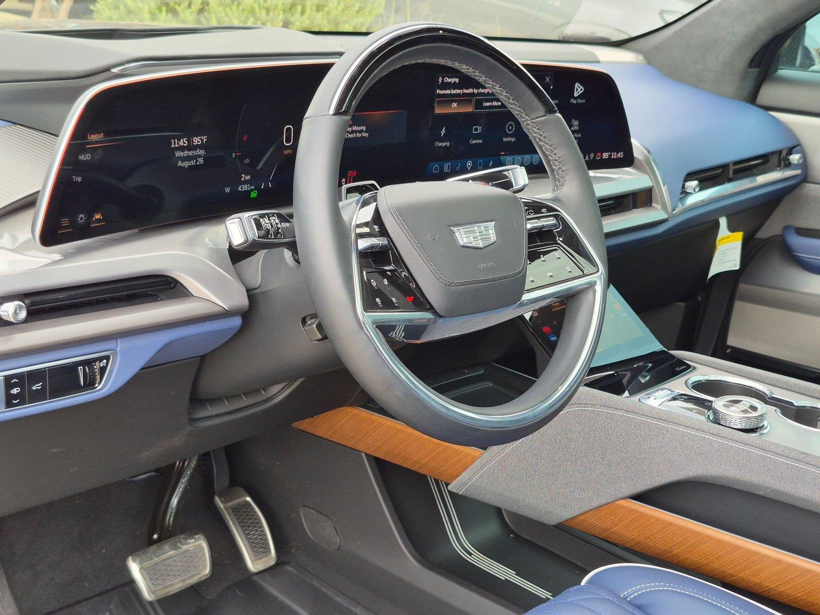 2026 Cadillac VISTIQ Premium Luxury - Photo 10