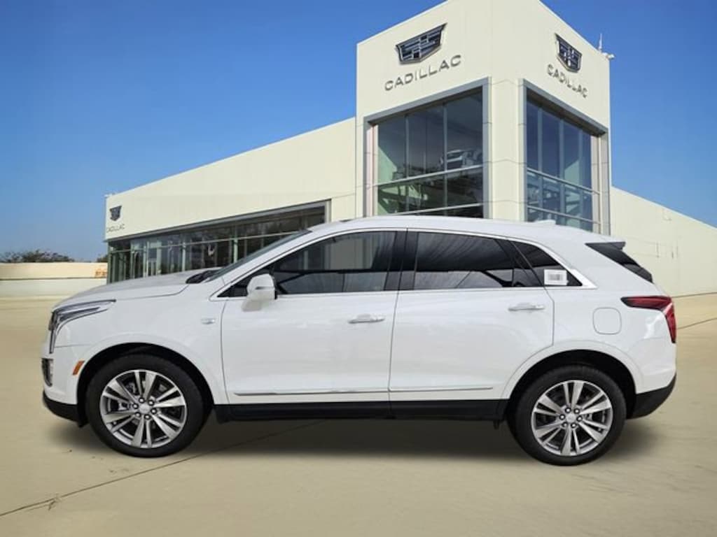 New 2025 CADILLAC XT5 Premium Luxury SUV