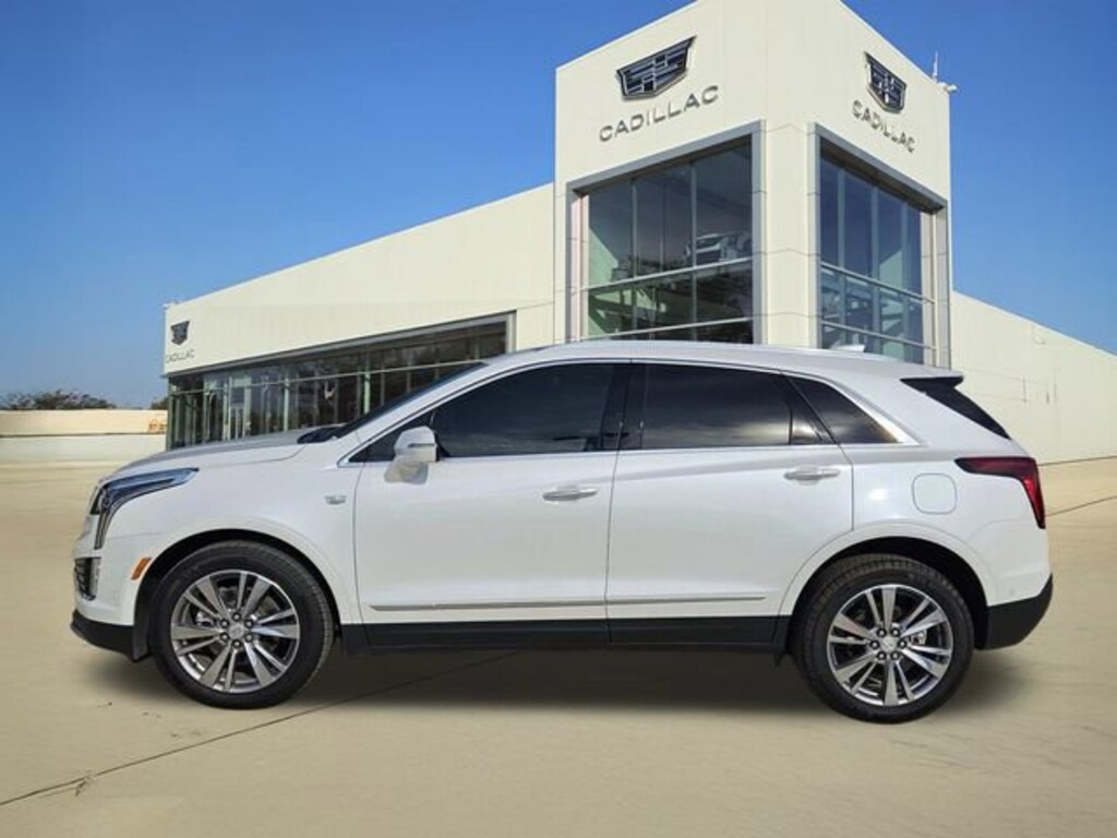 New 2025 CADILLAC XT5 Premium Luxury SUV