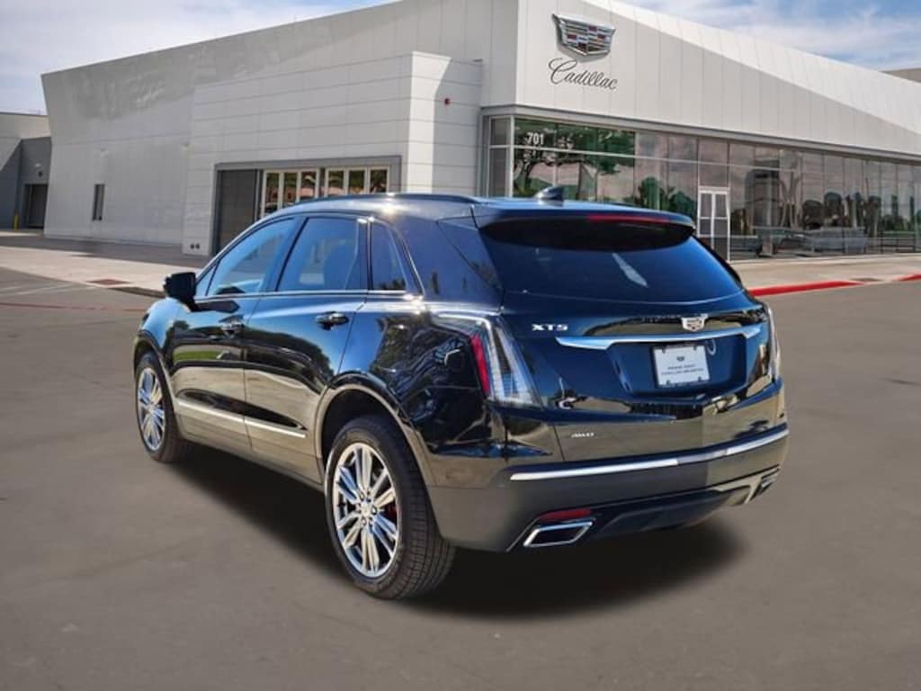 New 2025 CADILLAC XT5 Sport SUV