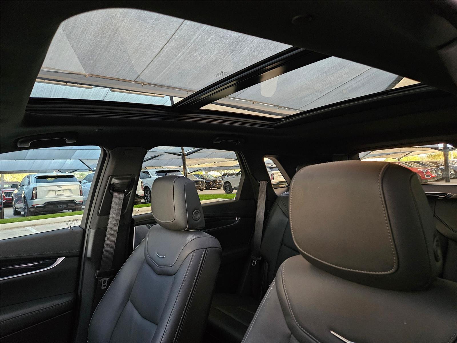 2025 Cadillac XT5 Premium Luxury - Photo 8