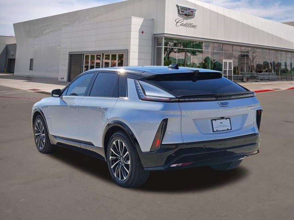 New 2026 CADILLAC LYRIQ Sport SUV