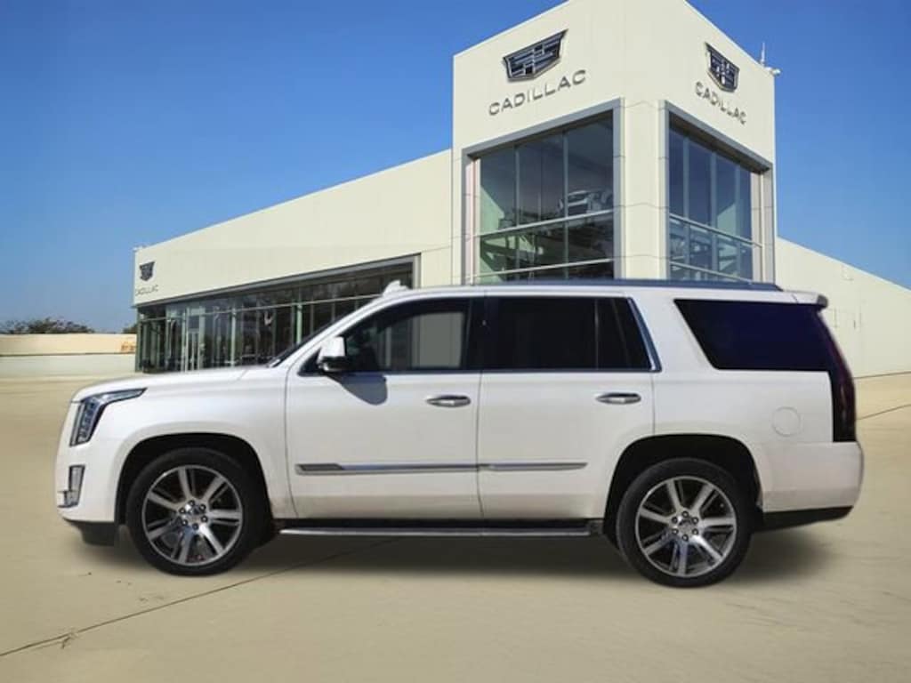 Used 2015 CADILLAC Escalade Luxury SUV