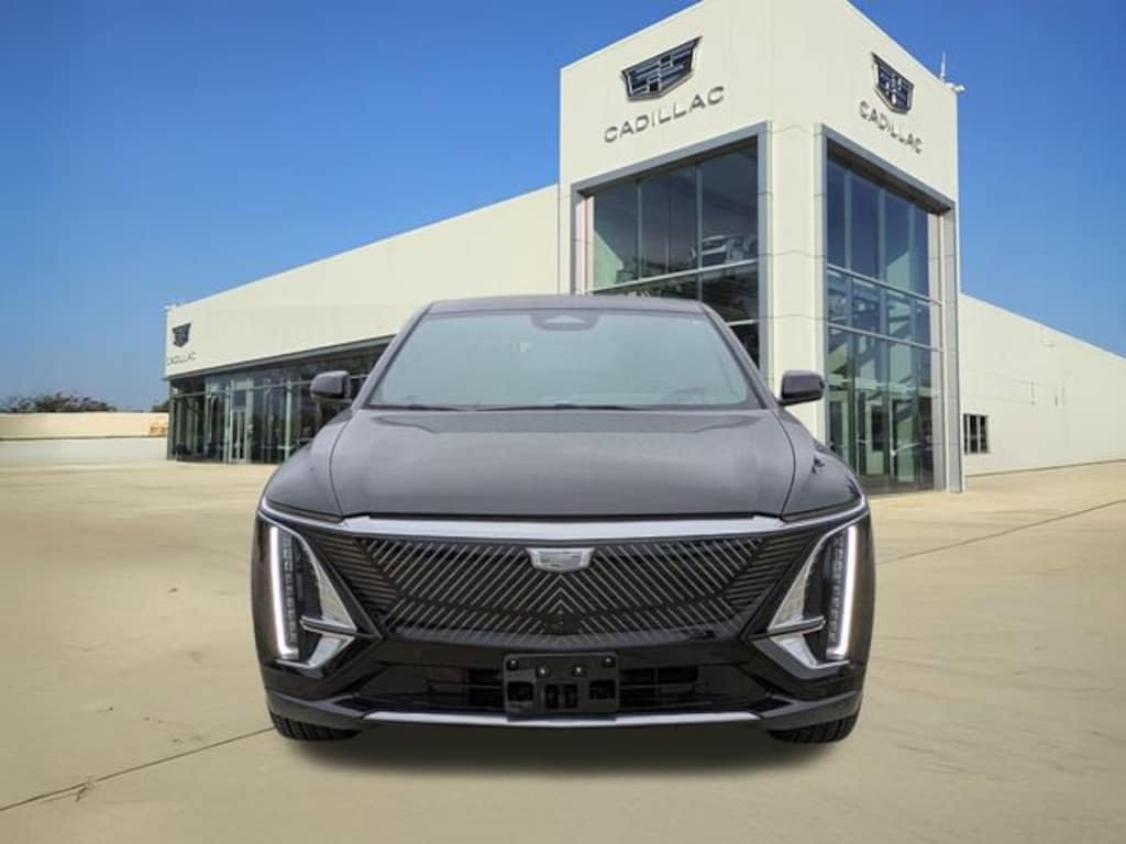 New 2025 CADILLAC LYRIQ Luxury 1 SUV