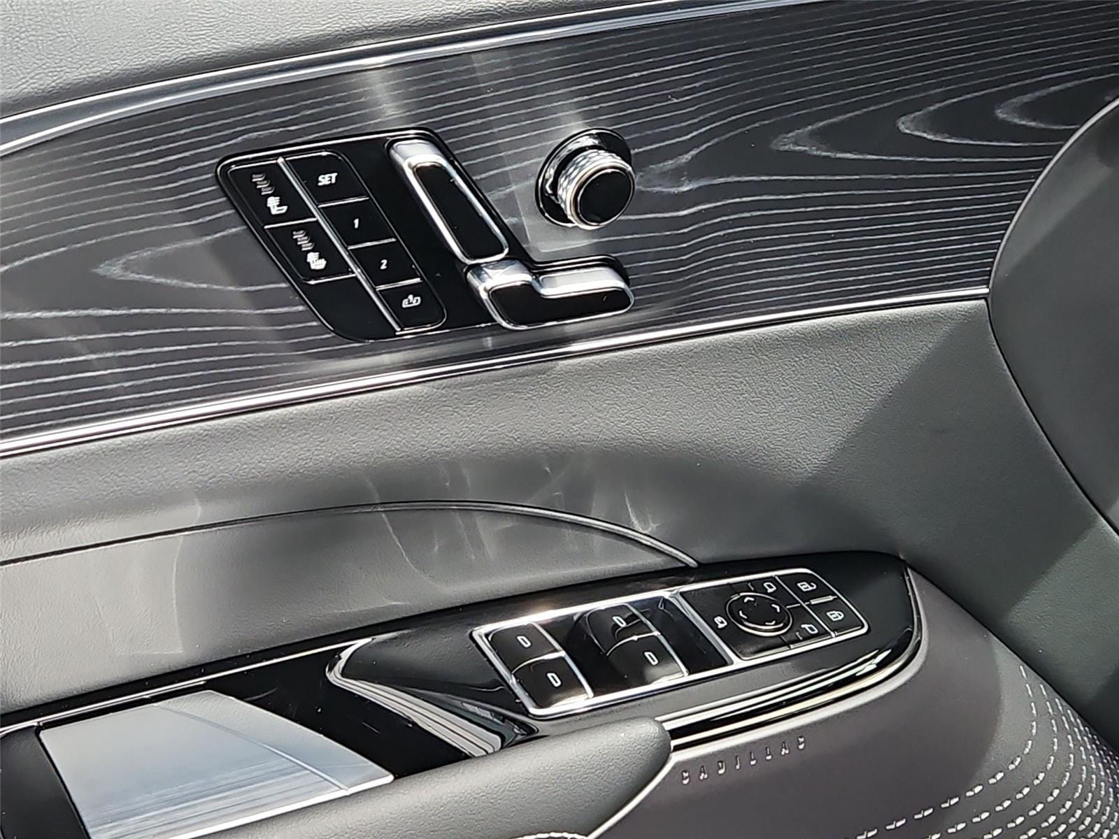 2026 Cadillac LYRIQ Luxury - Photo 22