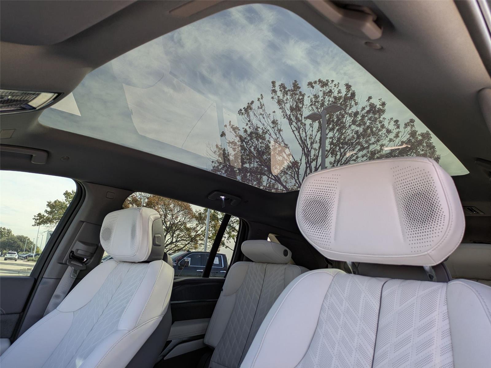 2026 Cadillac Escalade IQ Sport - Photo 9