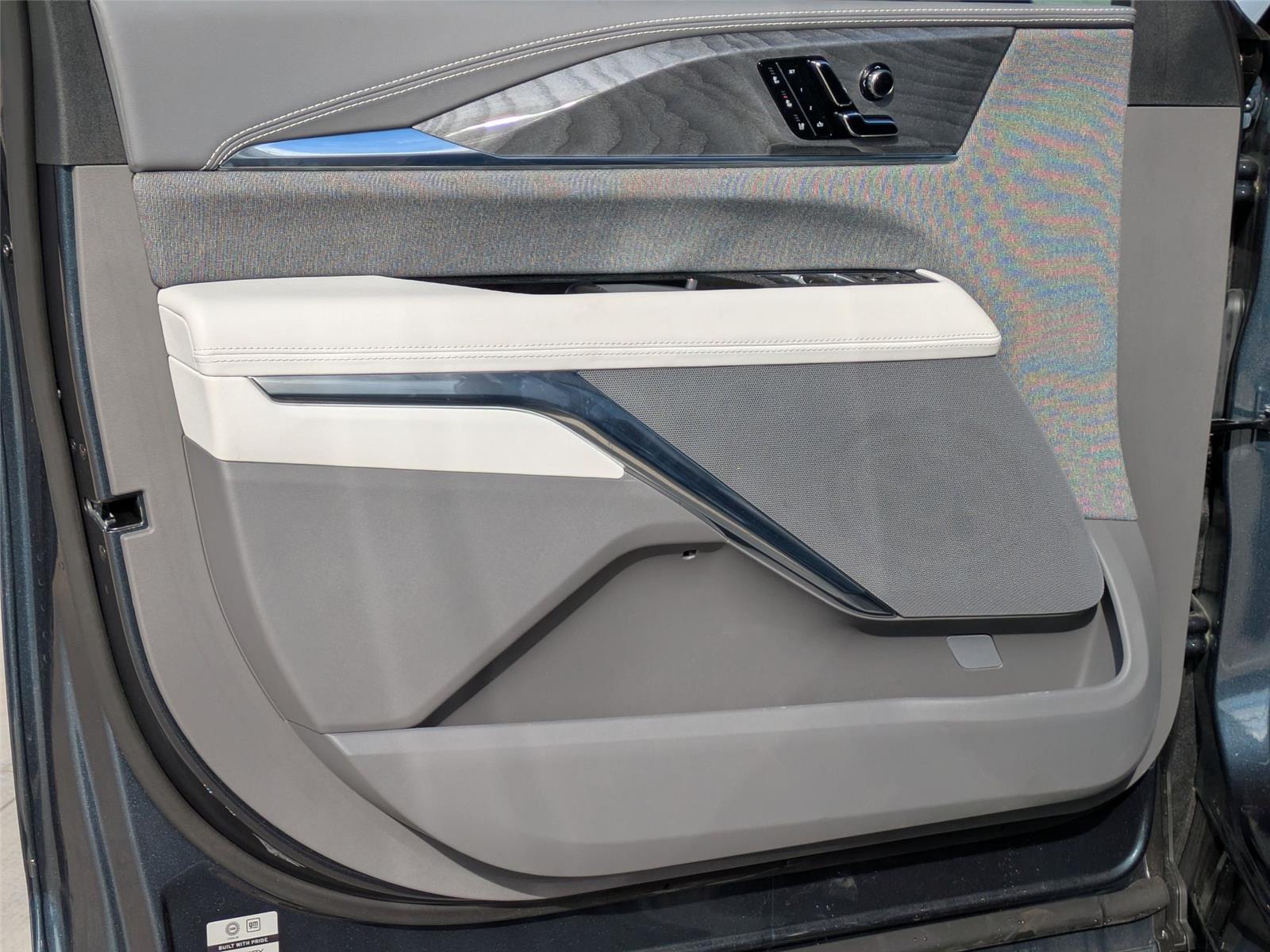 2026 Cadillac Escalade IQ Sport - Photo 25