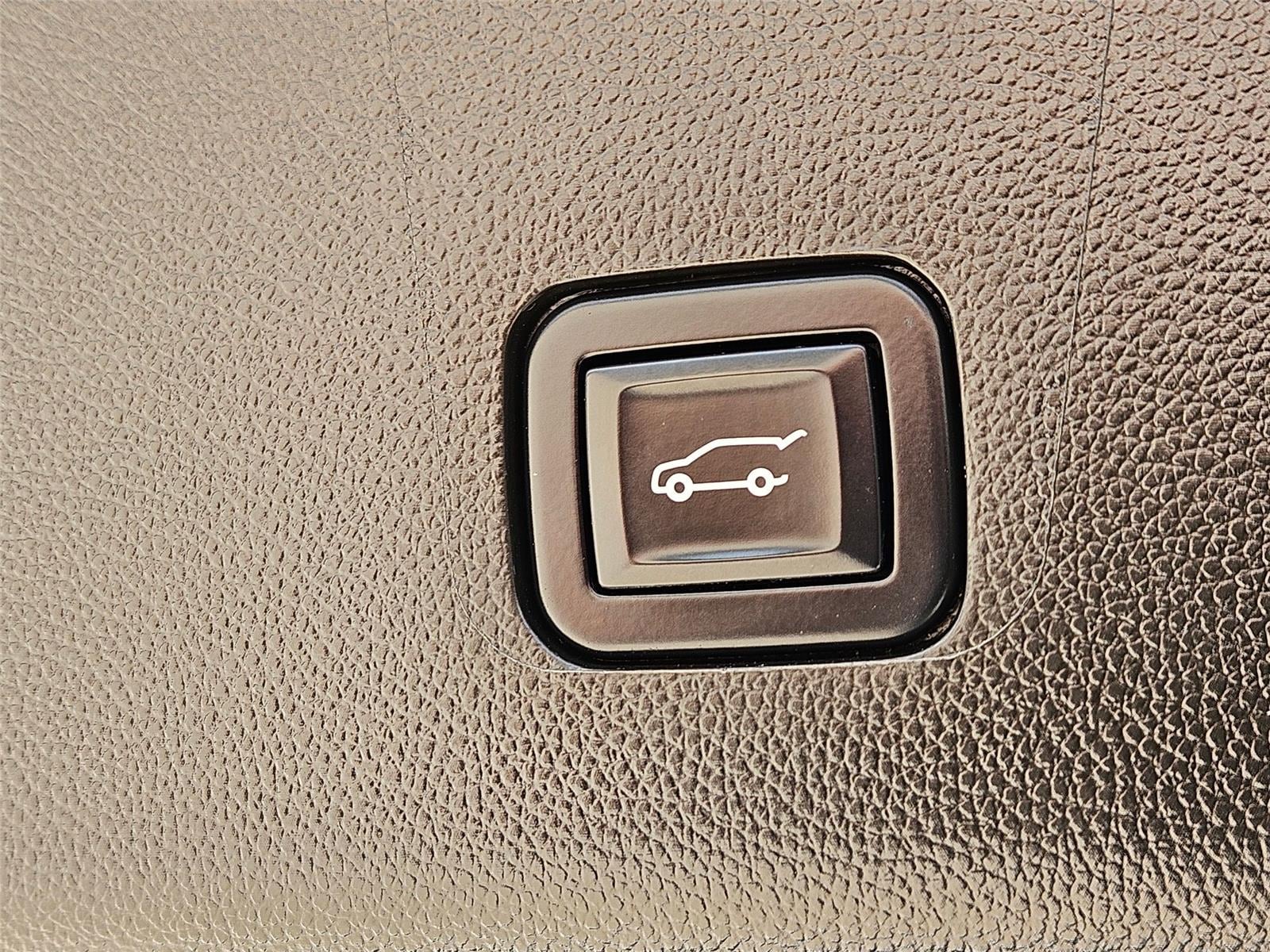 2023 Chevrolet Traverse High Country - Photo 31