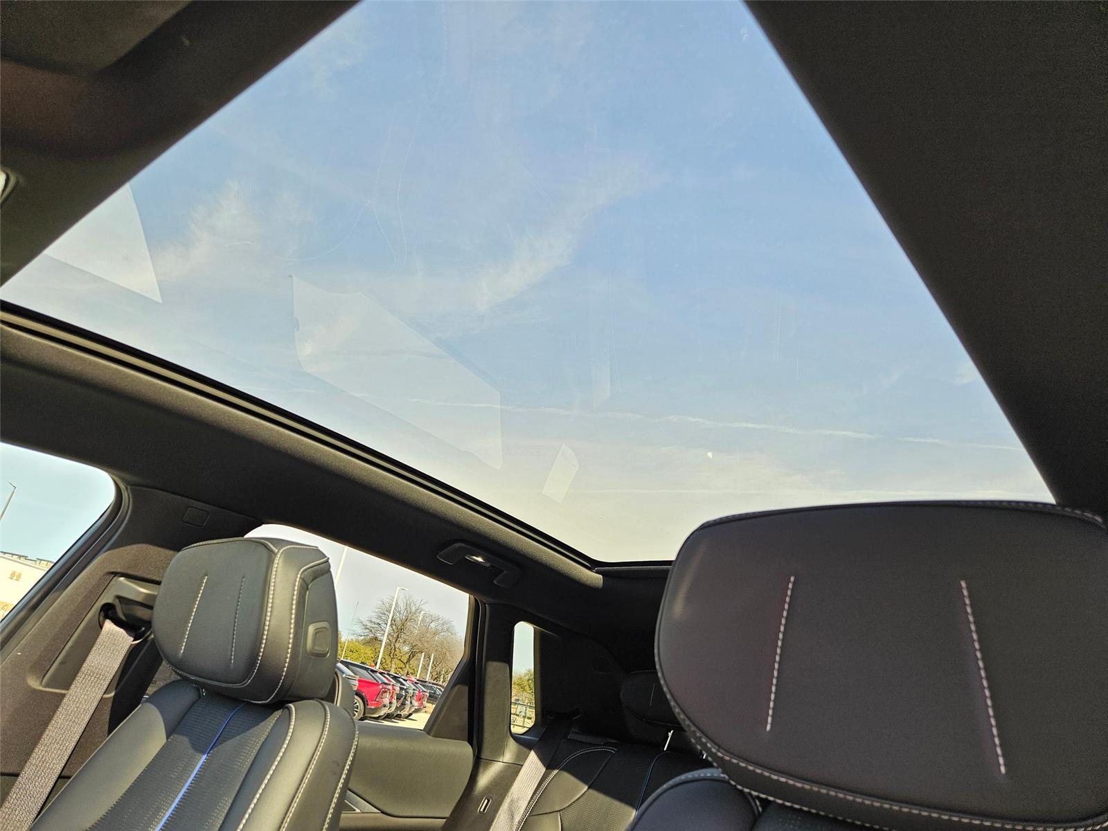 2025 Cadillac LYRIQ Sport 1 - Photo 8