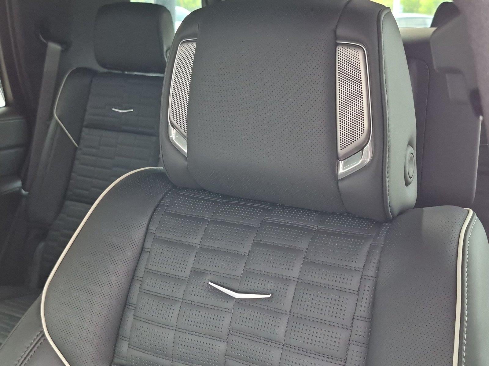 2026 Cadillac Escalade Platinum Sport - Photo 12