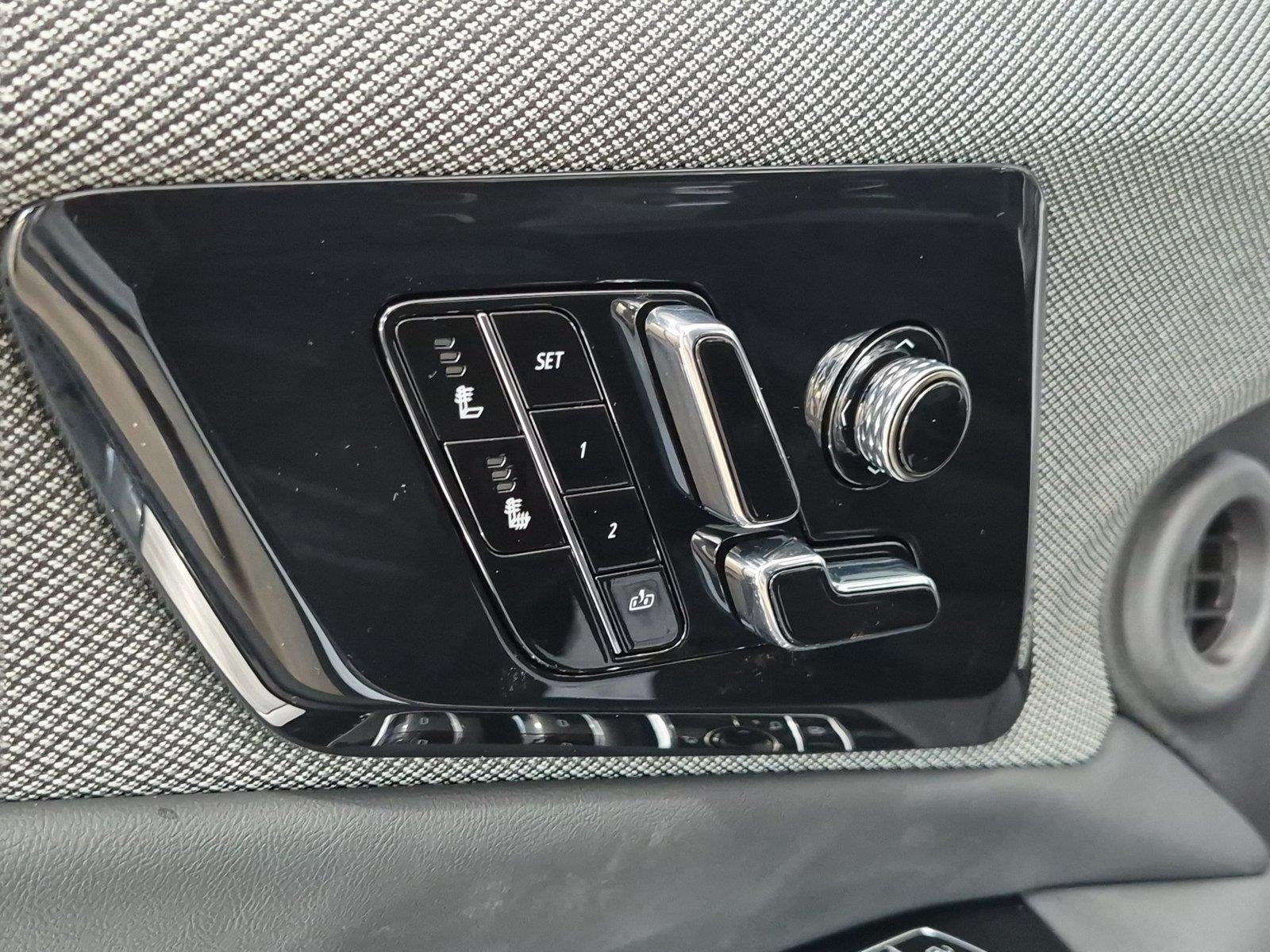2027 Cadillac OPTIQ Sport - Photo 25
