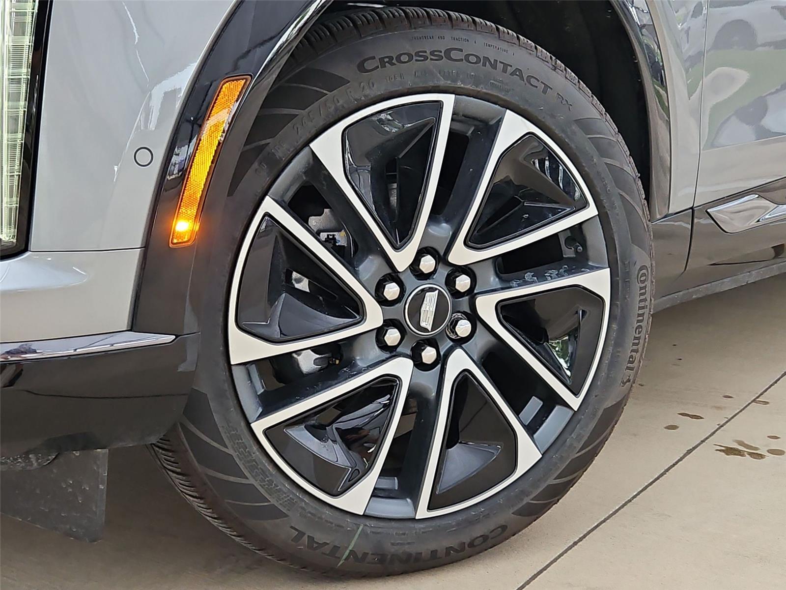 2026 Cadillac OPTIQ Sport - Photo 8