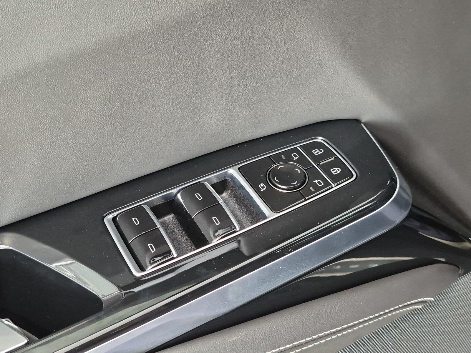 2026 Cadillac Escalade Platinum Sport - Photo 26