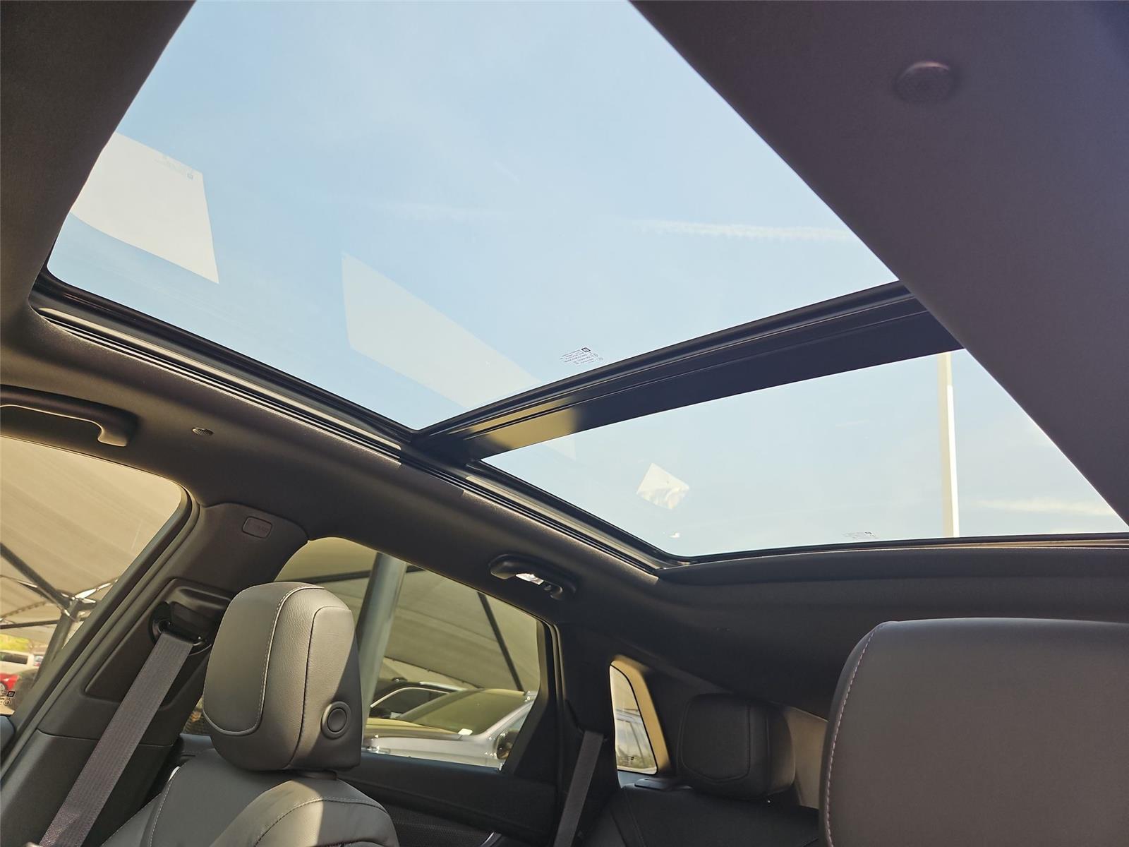 2026 Cadillac XT5 Sport - Photo 9