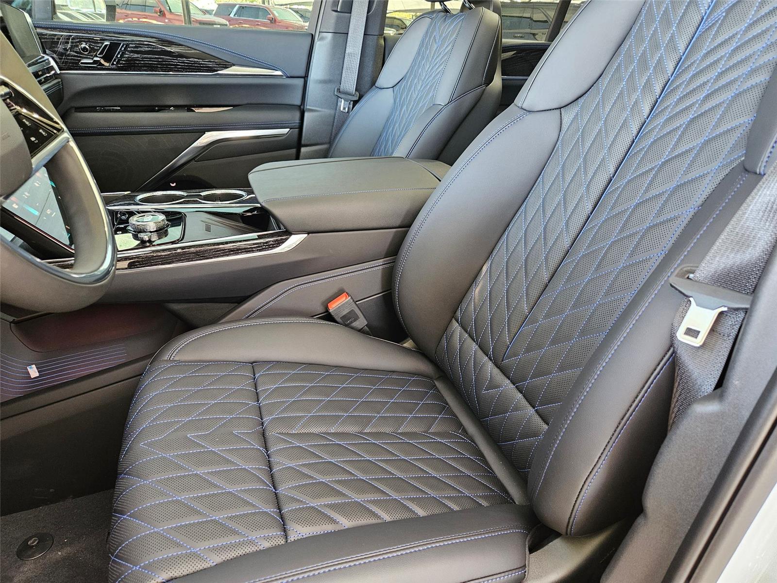 2026 Cadillac Escalade IQL Sport - Photo 27