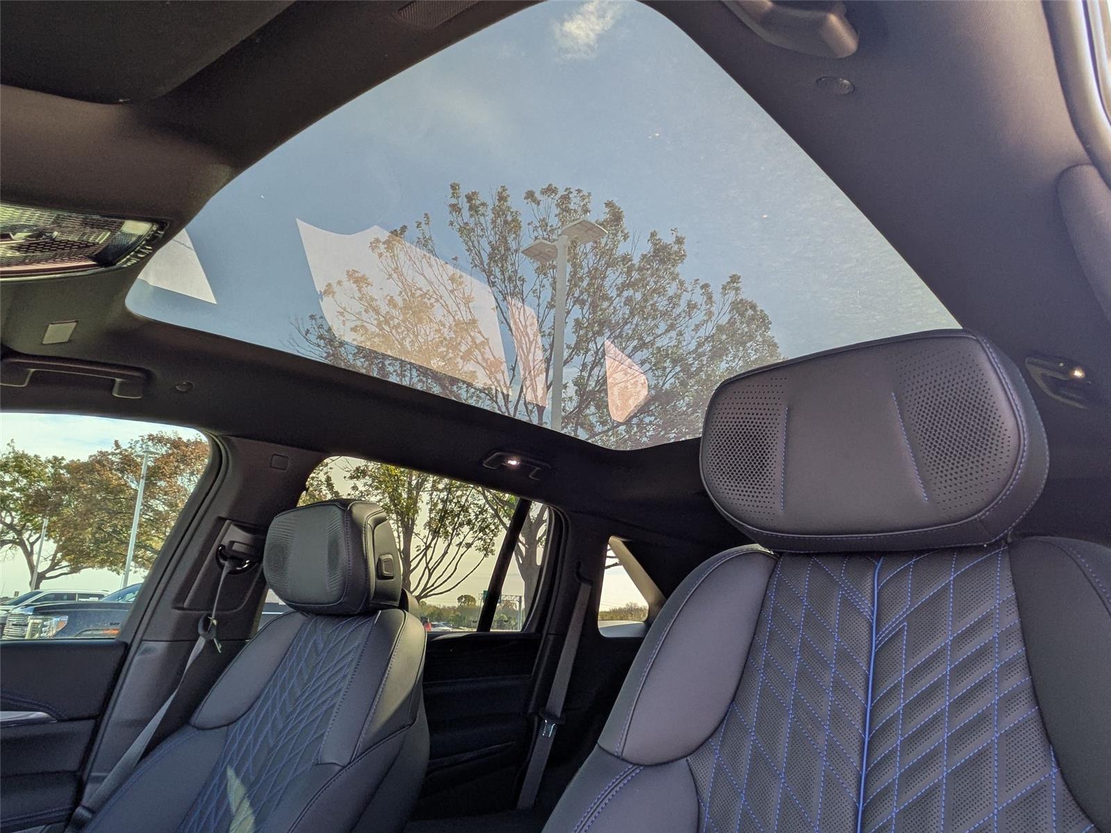 2026 Cadillac Escalade IQ Sport - Photo 9