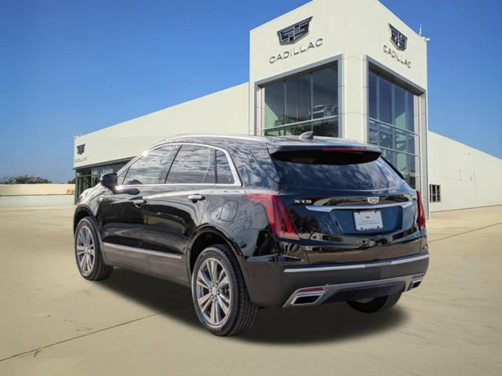 New 2025 CADILLAC XT5 Premium Luxury SUV