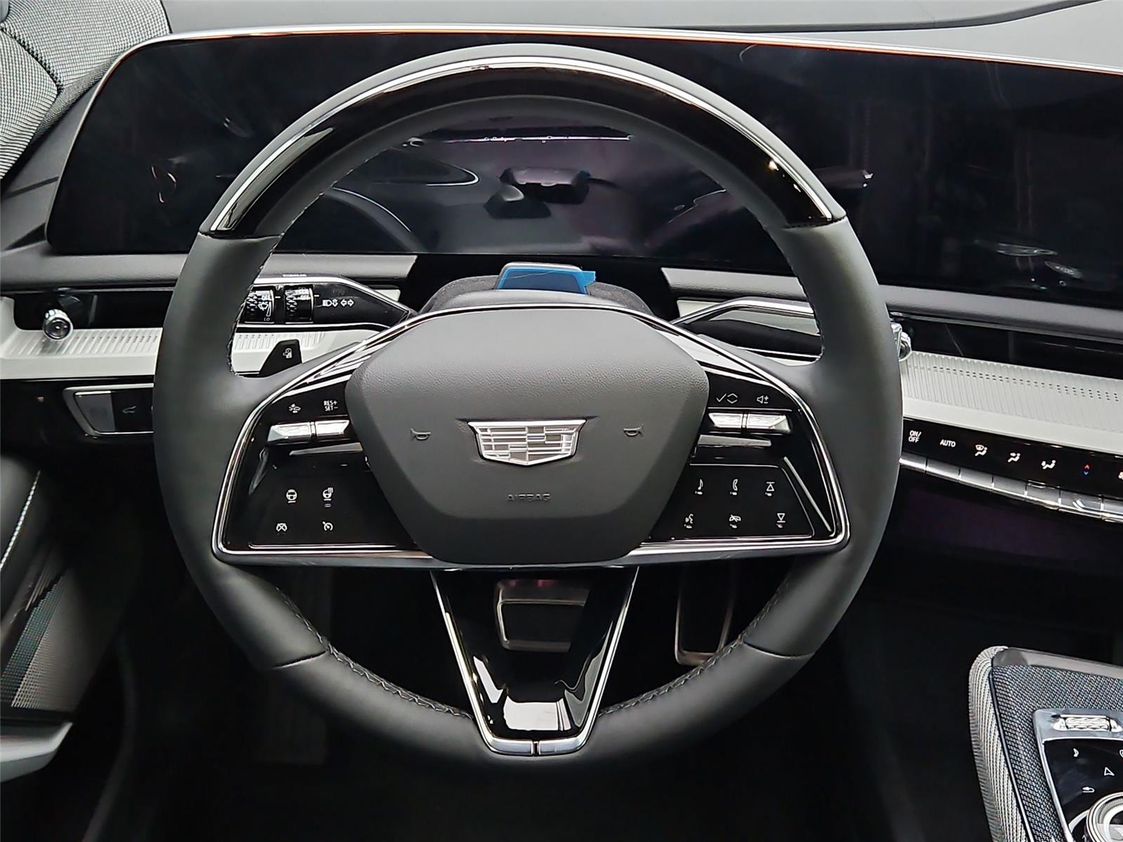 2026 Cadillac OPTIQ Sport - Photo 15