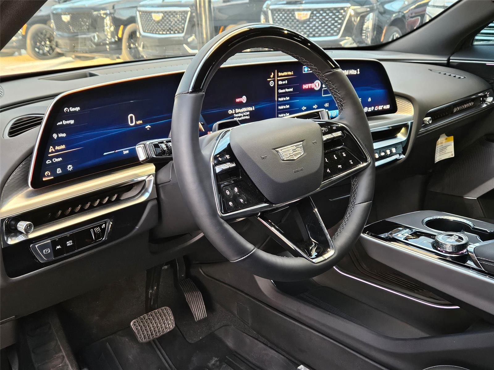 2025 Cadillac LYRIQ Luxury 2 - Photo 9
