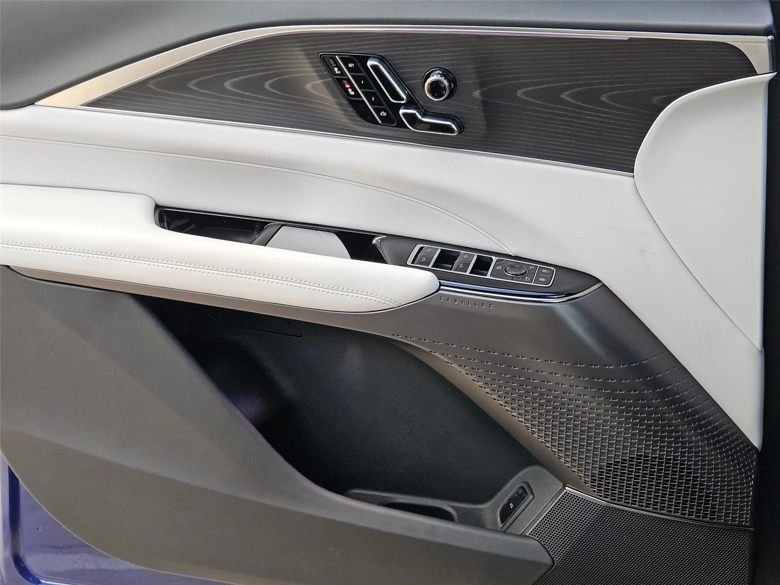 2025 Cadillac LYRIQ Sport 1 - Photo 25
