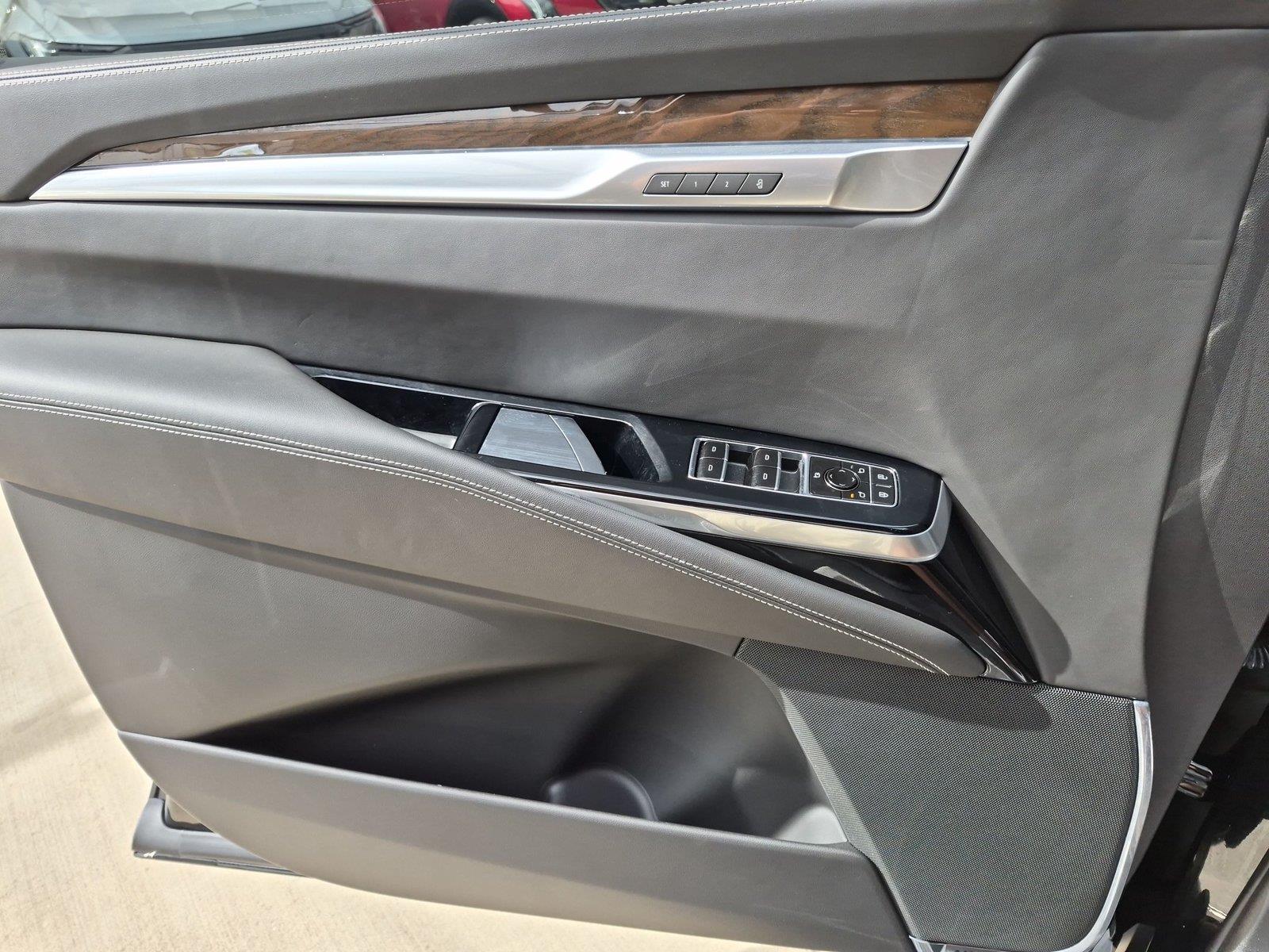 2026 Cadillac Escalade Platinum Sport - Photo 24