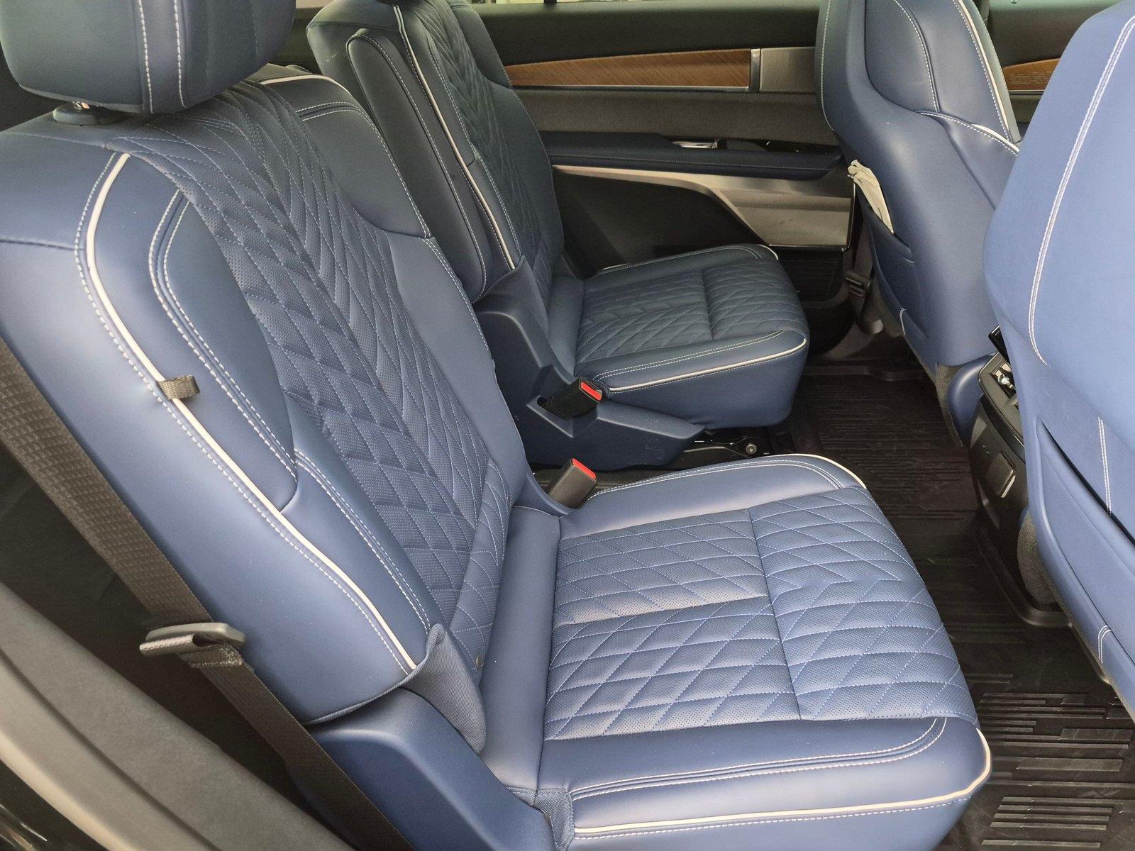2026 Cadillac VISTIQ Premium Luxury - Photo 29