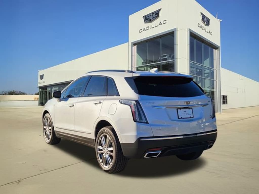 New 2025 CADILLAC XT5 Sport SUV