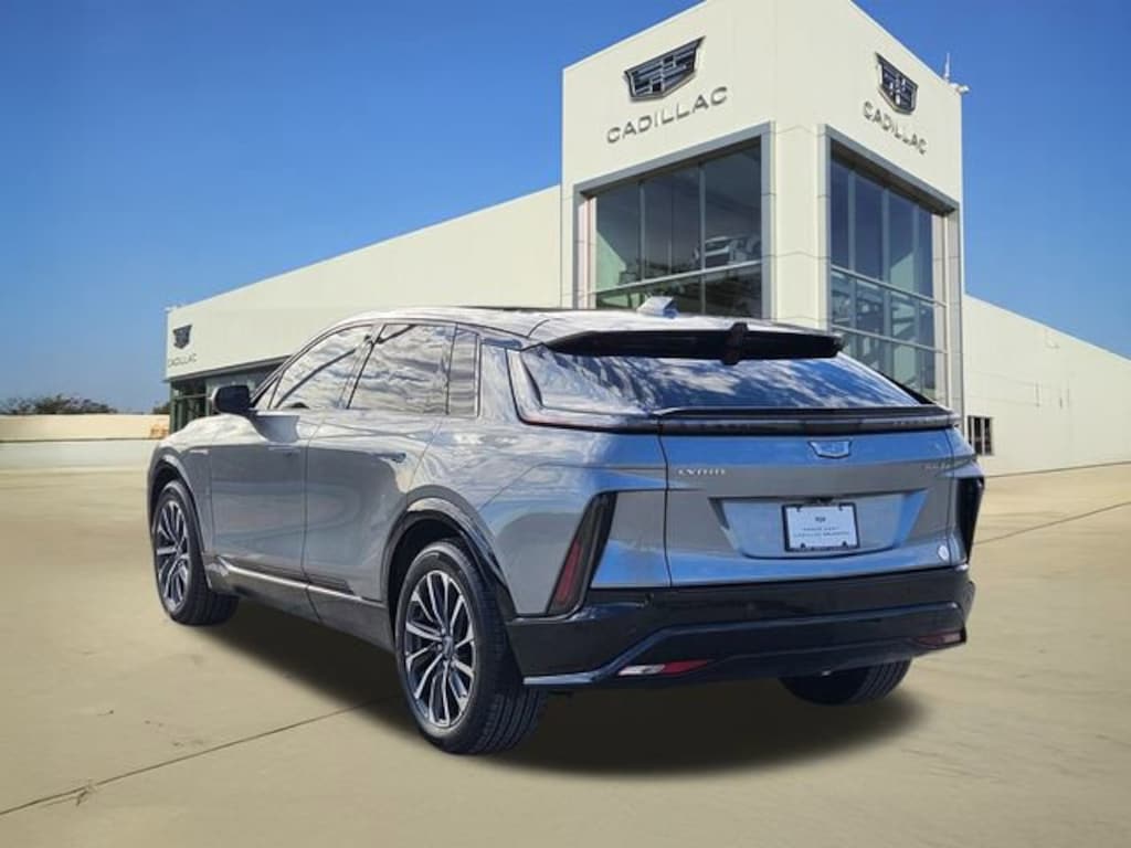 New 2025 CADILLAC LYRIQ Sport 1 SUV