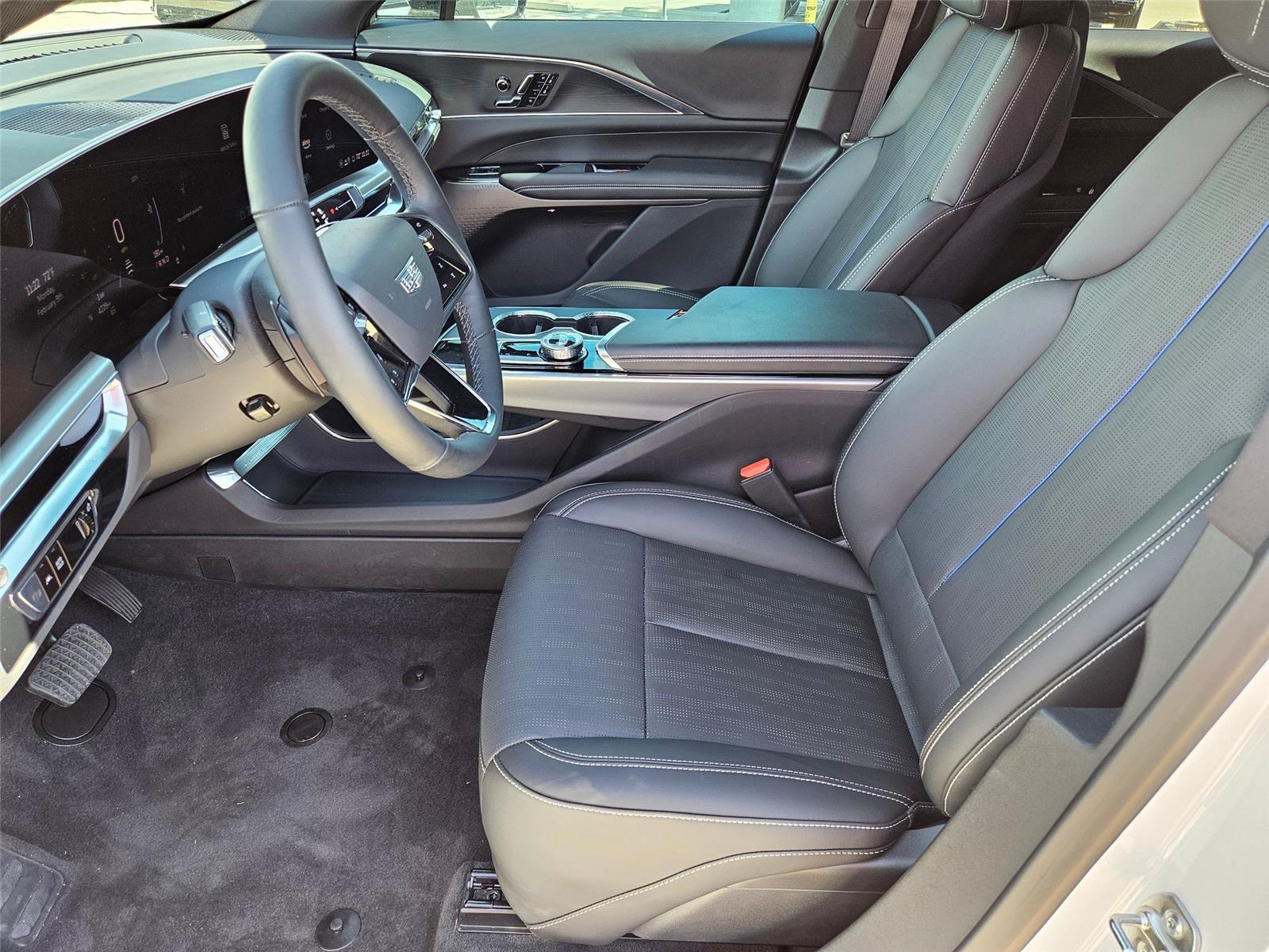 2025 Cadillac LYRIQ Sport 1 - Photo 10