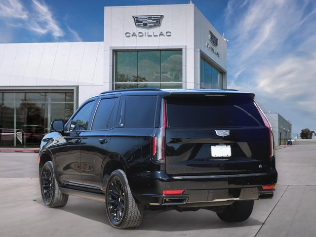 2024 Cadillac Escalade Sport photo 2