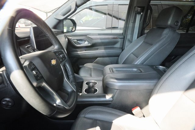 2023 Chevrolet Tahoe LT photo 3