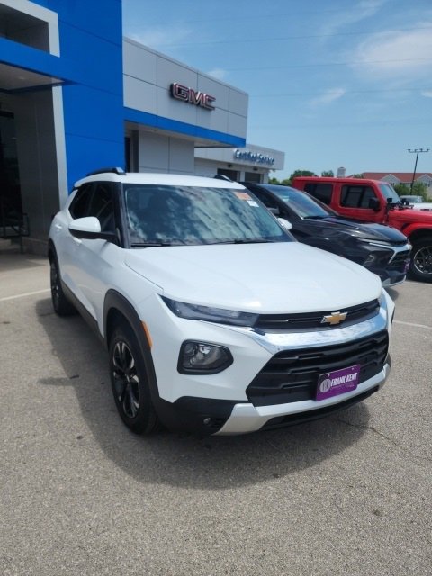 Used 2023 Chevrolet TrailBlazer LT with VIN KL79MRSL4PB157808 for sale in Corsicana, TX