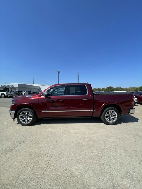 Used 2022 RAM Ram 1500 Pickup Limited with VIN 1C6SRFHM9NN413982 for sale in Corsicana, TX