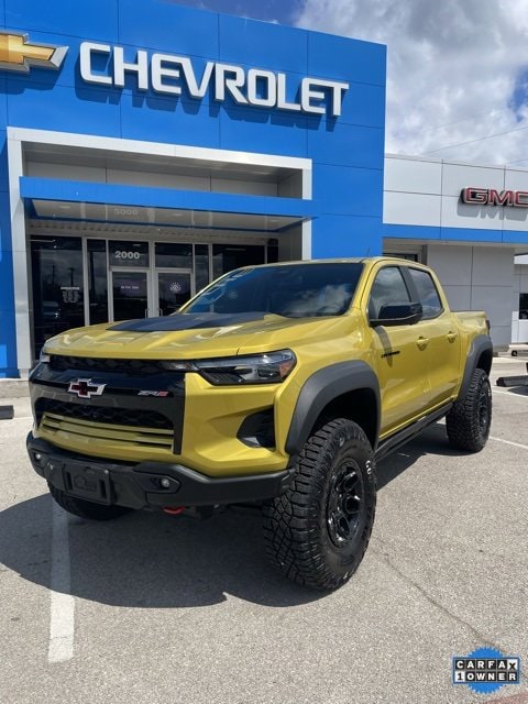 Used 2024 Chevrolet Colorado ZR2 with VIN 1GCPTFEK2R1107383 for sale in Corsicana, TX