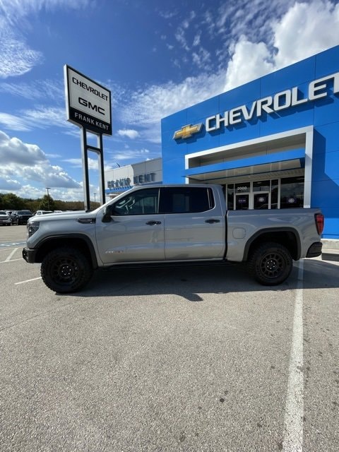 Used 2024 GMC Sierra 1500 AT4X with VIN 3GTUUFELXRG100143 for sale in Corsicana, TX