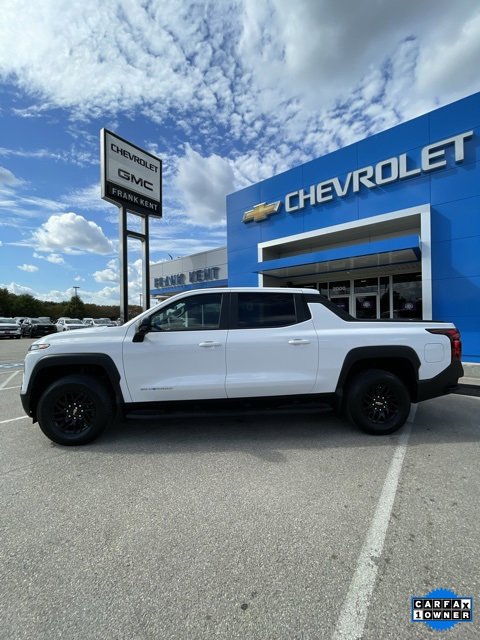 Used 2024 Chevrolet Silverado EV Work Truck with VIN 1GC10VEL9RU203219 for sale in Corsicana, TX