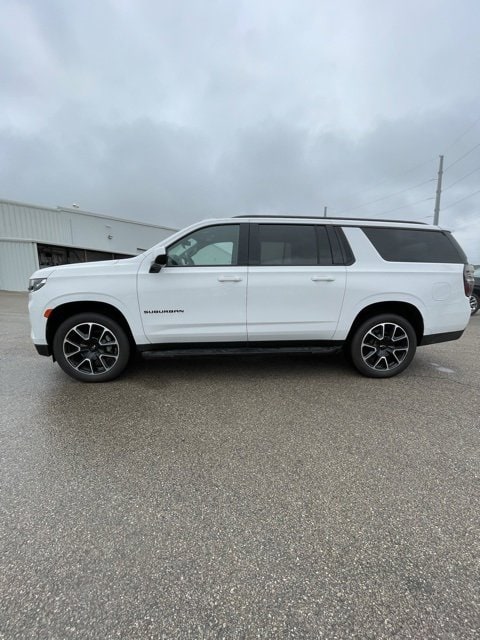 Used 2023 Chevrolet Suburban RST with VIN 1GNSKEKT7PR101864 for sale in Corsicana, TX