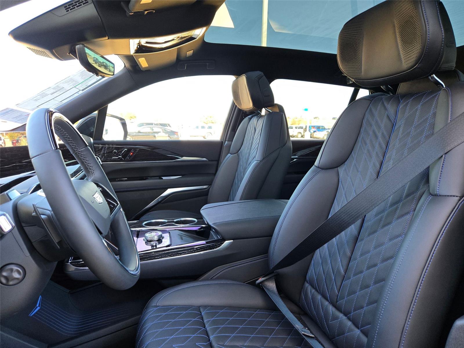 2026 Cadillac Escalade IQ Luxury - Photo 28