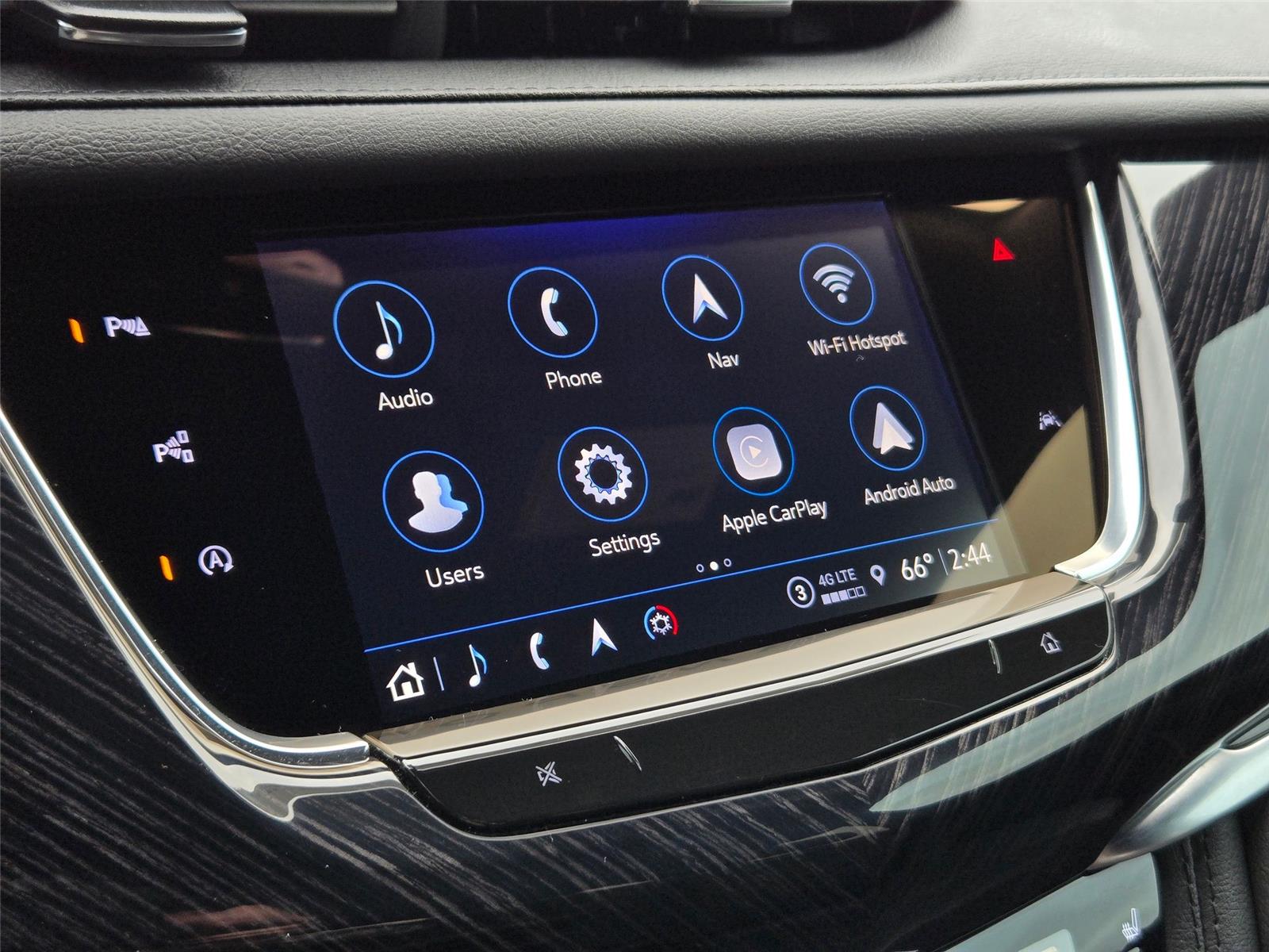 2025 Cadillac XT6 Premium Luxury - Photo 17