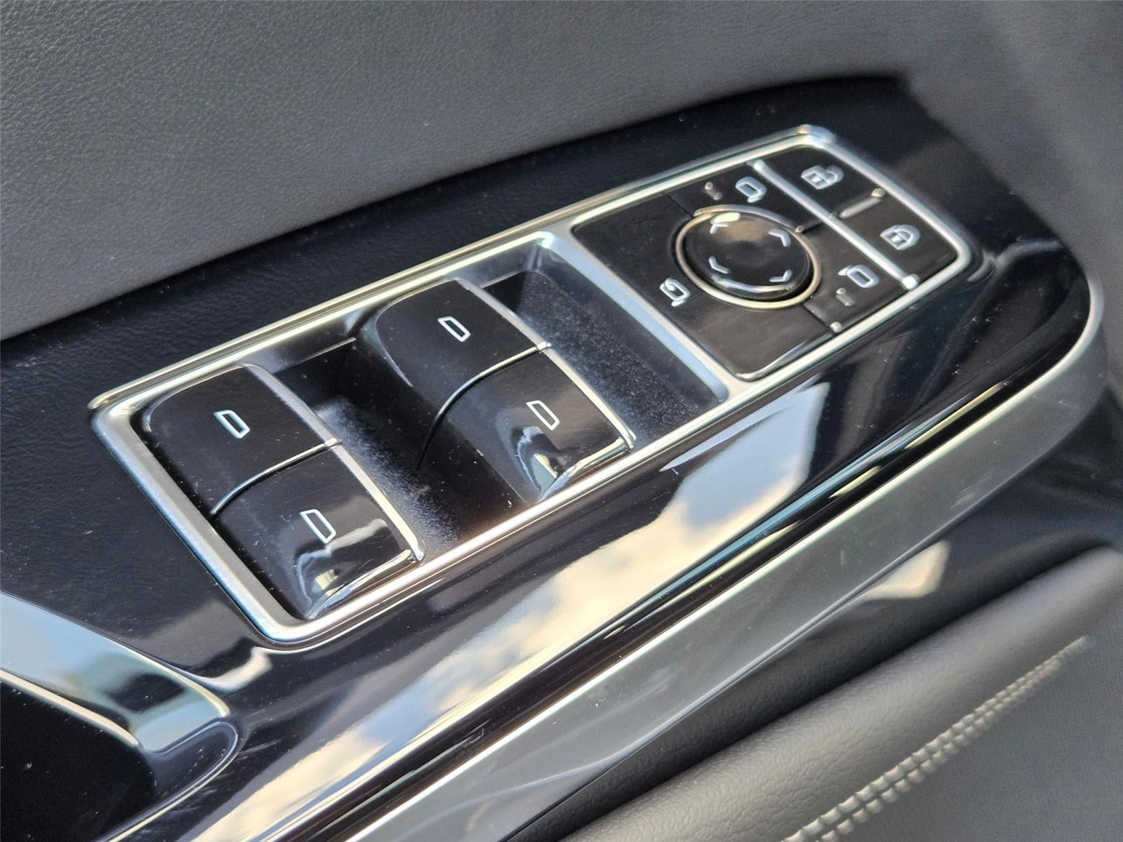 2026 Cadillac Escalade Sport - Photo 27