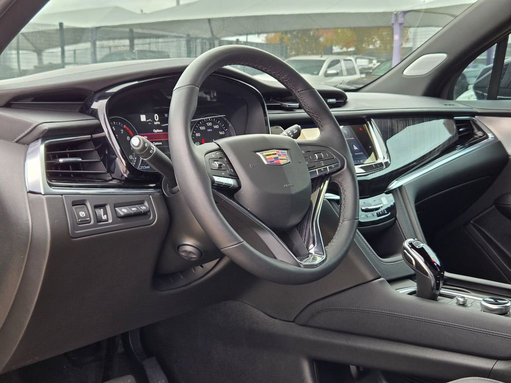 2025 Cadillac XT6 Premium Luxury - Photo 10