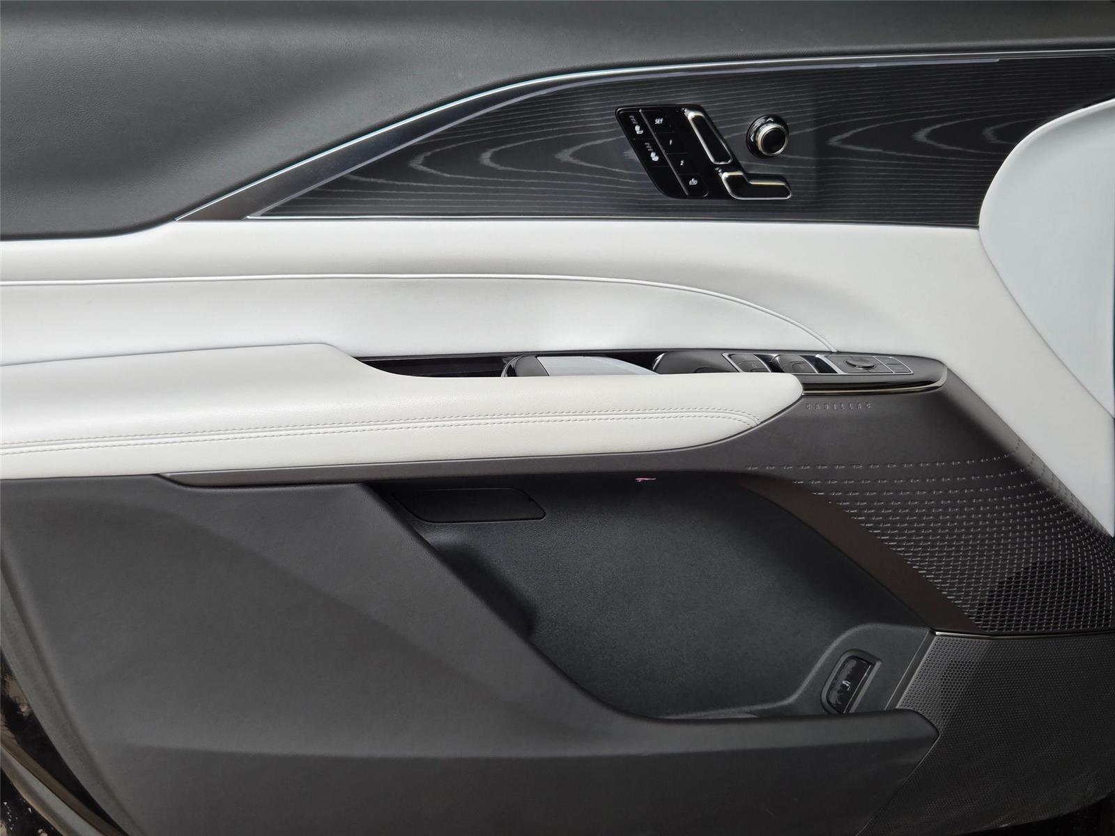 2026 Cadillac LYRIQ Sport - Photo 24