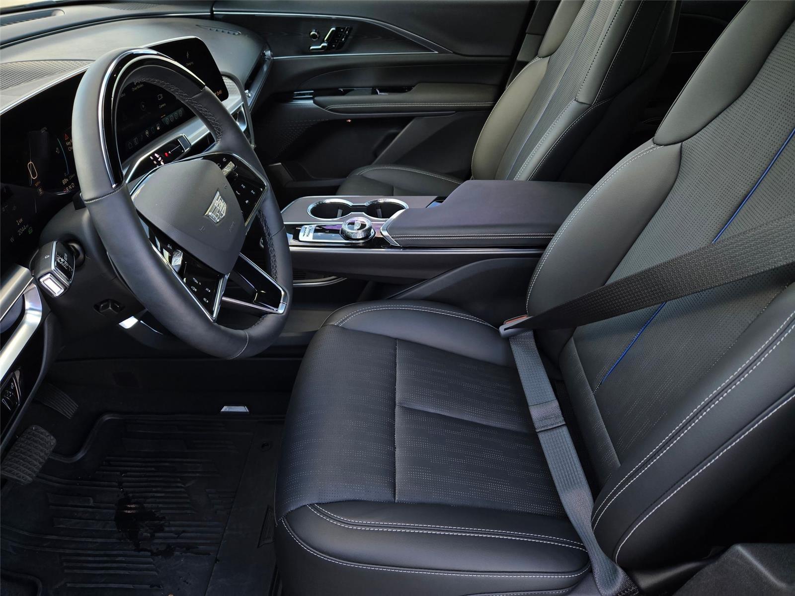 2026 Cadillac LYRIQ Sport - Photo 11